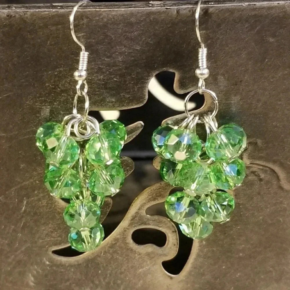 Faceted Crystal Grape Cluster Dangle Earnings - Picture 1 of 1